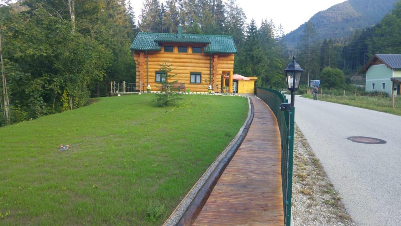 Ferienwohnungen Blockhaus - Zwergenhaeusl Grünau im Almtal Eksteriør billede