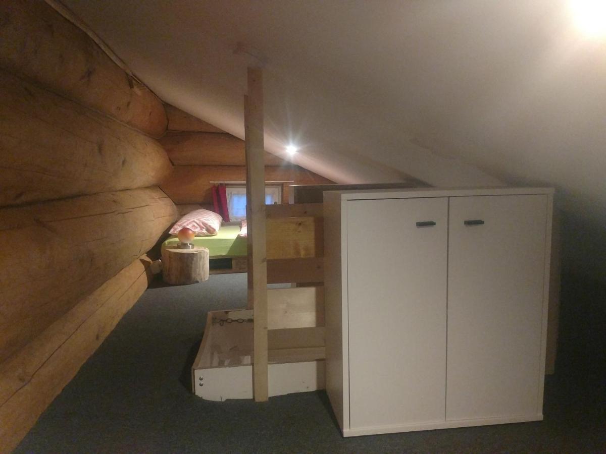Ferienwohnungen Blockhaus - Zwergenhaeusl Grünau im Almtal Eksteriør billede